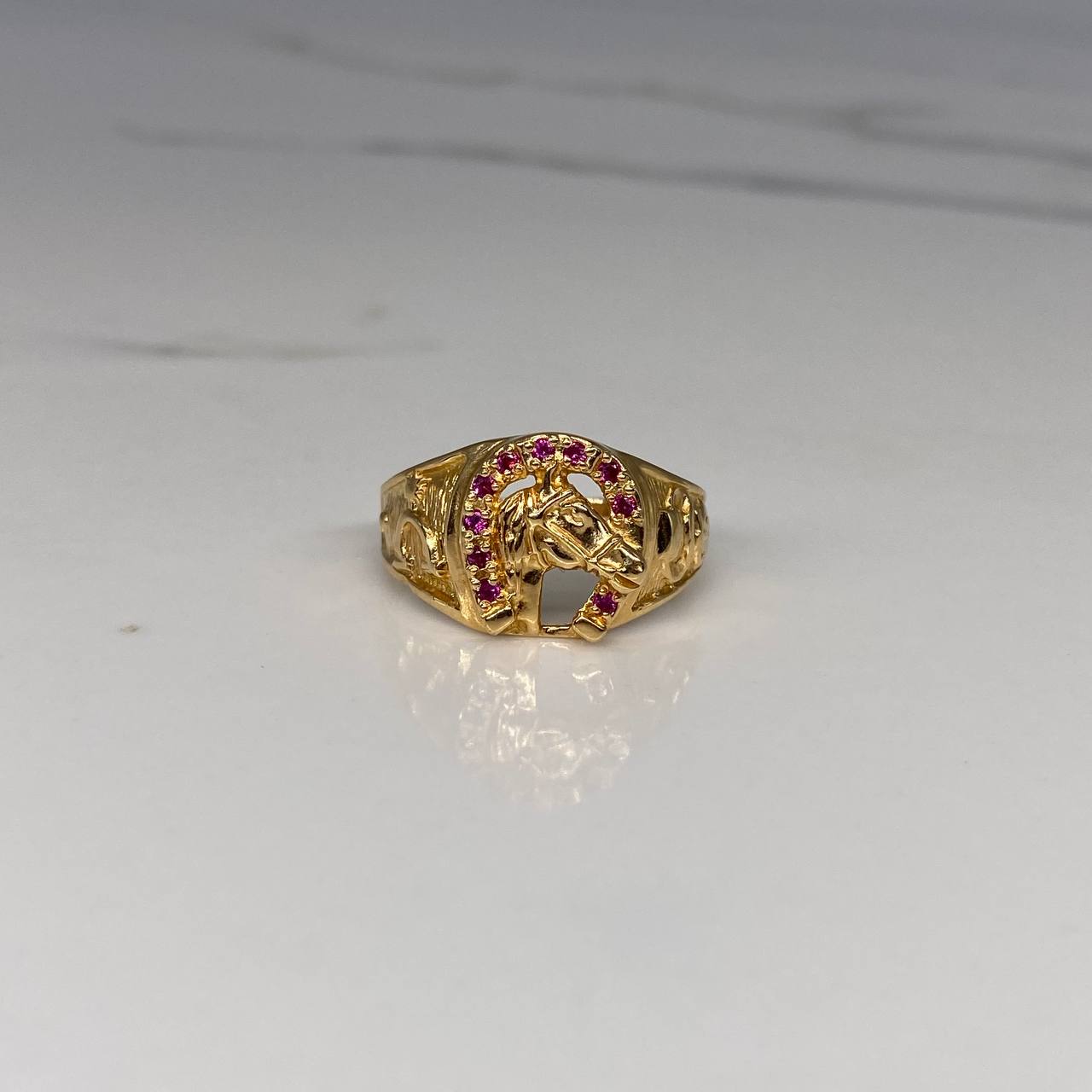 Anillo Caballo Herradura 7.95gr T11 3 4 Circones Fucsias Oro