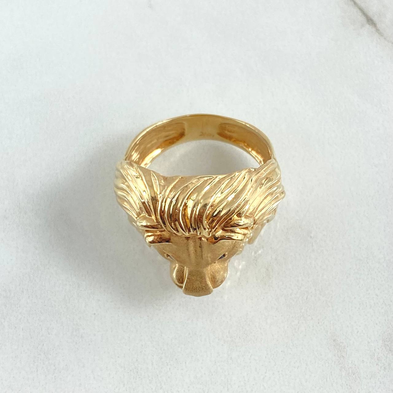 Anillo Rostro Leon 7.65gr / T9 1/4 / Circon Blanco - Ojos Negros Oro Amarillo 18K