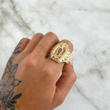 Anillo Virgen Guadalupe 10.45gr / T10 1/2 / Circones Blancos - Verdes - Fucsias Oro Amarillo 18K ©