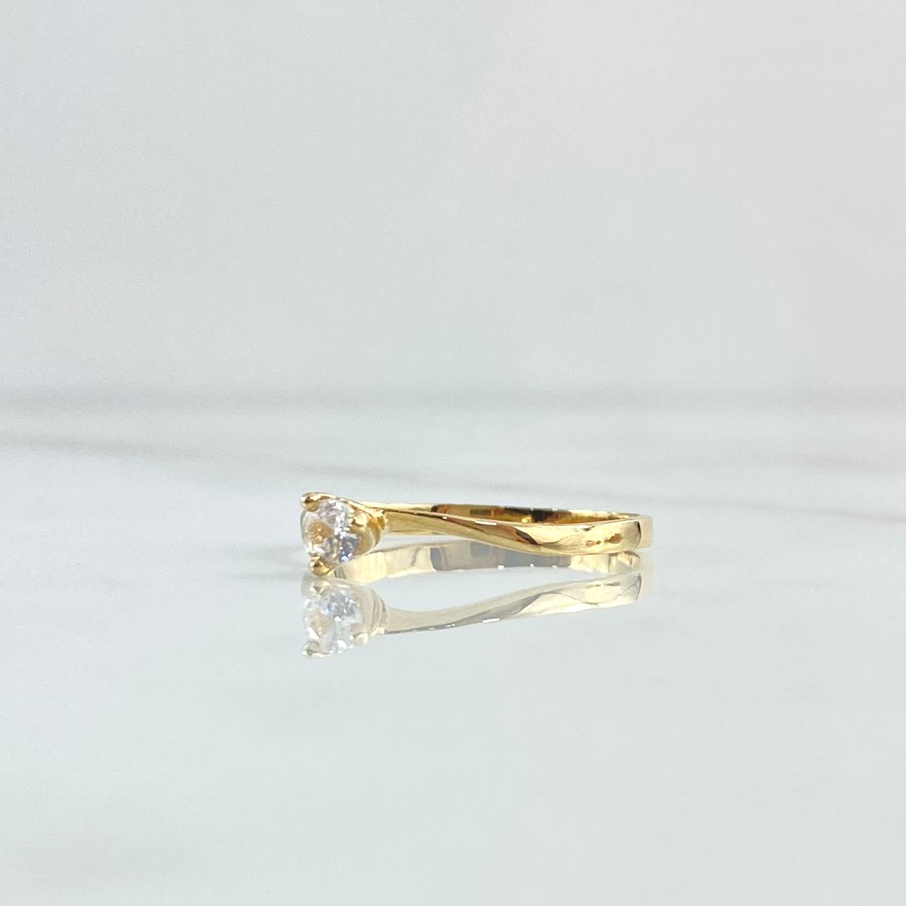 Anillo Solitario Curvas Finas 1.35gr / T7 3/4 / Circon Blanco Oro Amarillo 18K