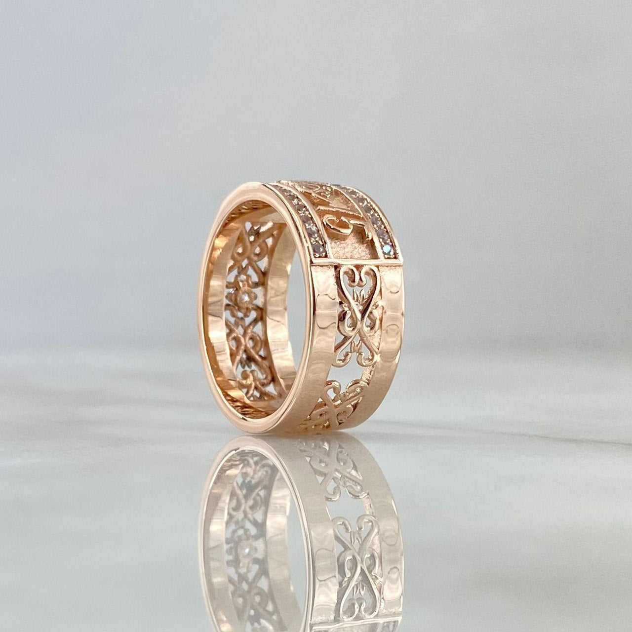 Fabricacion Bajo Pedido Anillo Mis 15s 11gr / Circones Blancos Oro Rosa 18K