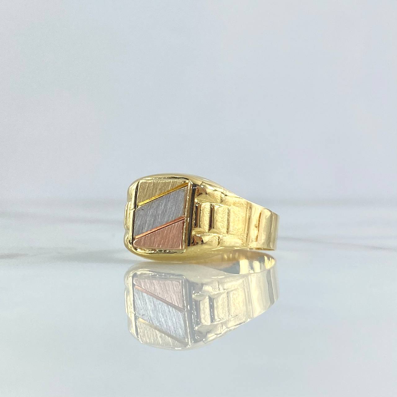 Anillo Sello Cuadro 4.7gr / T12 1/2 / Texturizado Tres Oros 18K