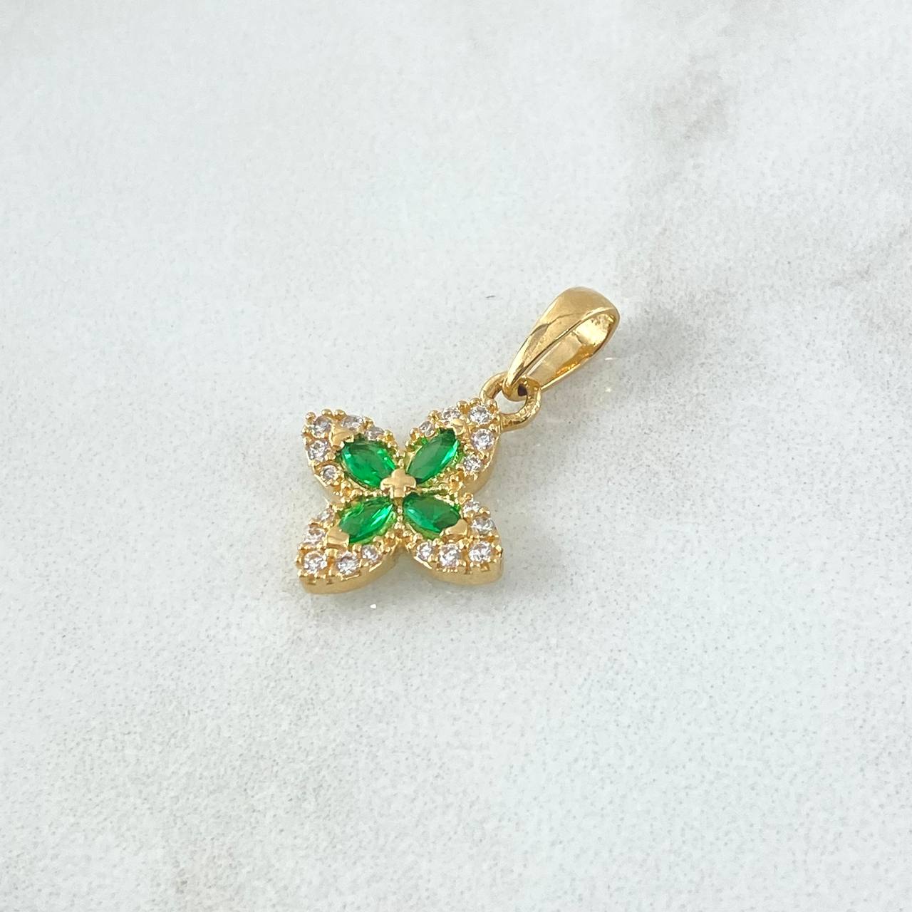 Dije Flor Cruceta 1.7gr / 2.2cm / Circones Blancos - Verdes Oro Amarillo 18K