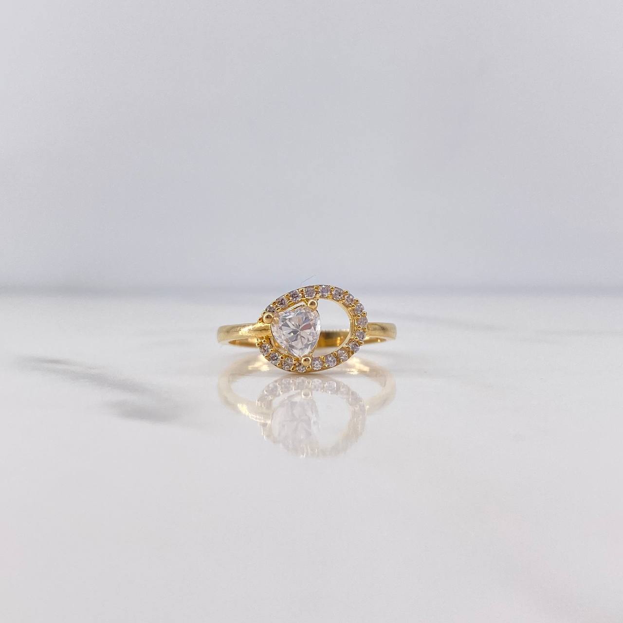 Anillo Solitario Ovalo 2.3gr / T6 3/4 / Circones Blancos Oro Amarillo 18K $