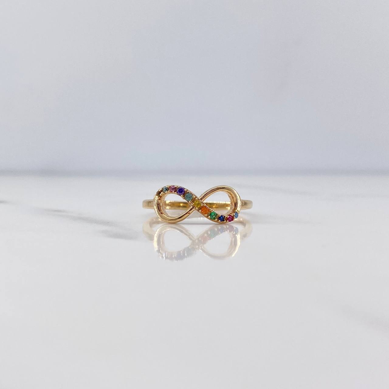 Anillo Infinito 1.9gr / T6 3/4 / Circones Colores Oro Amarillo 18K $