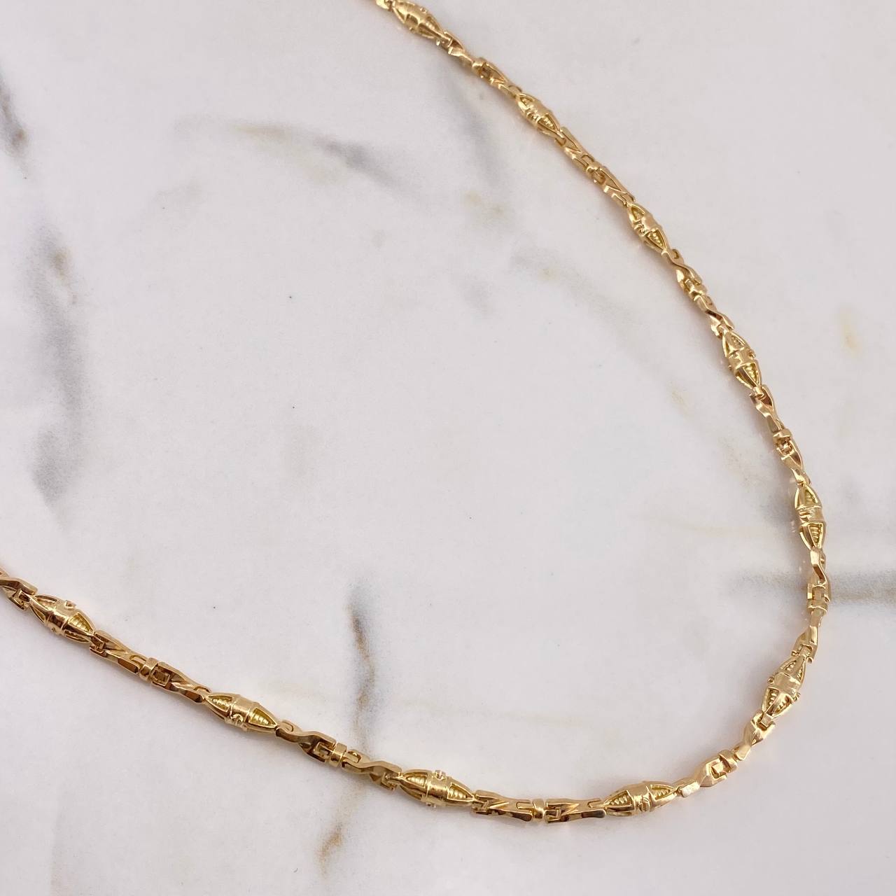 Cadena Rustica Dubai 35.9gr / 60cm / 4.4mm Oro Amarillo 18K $