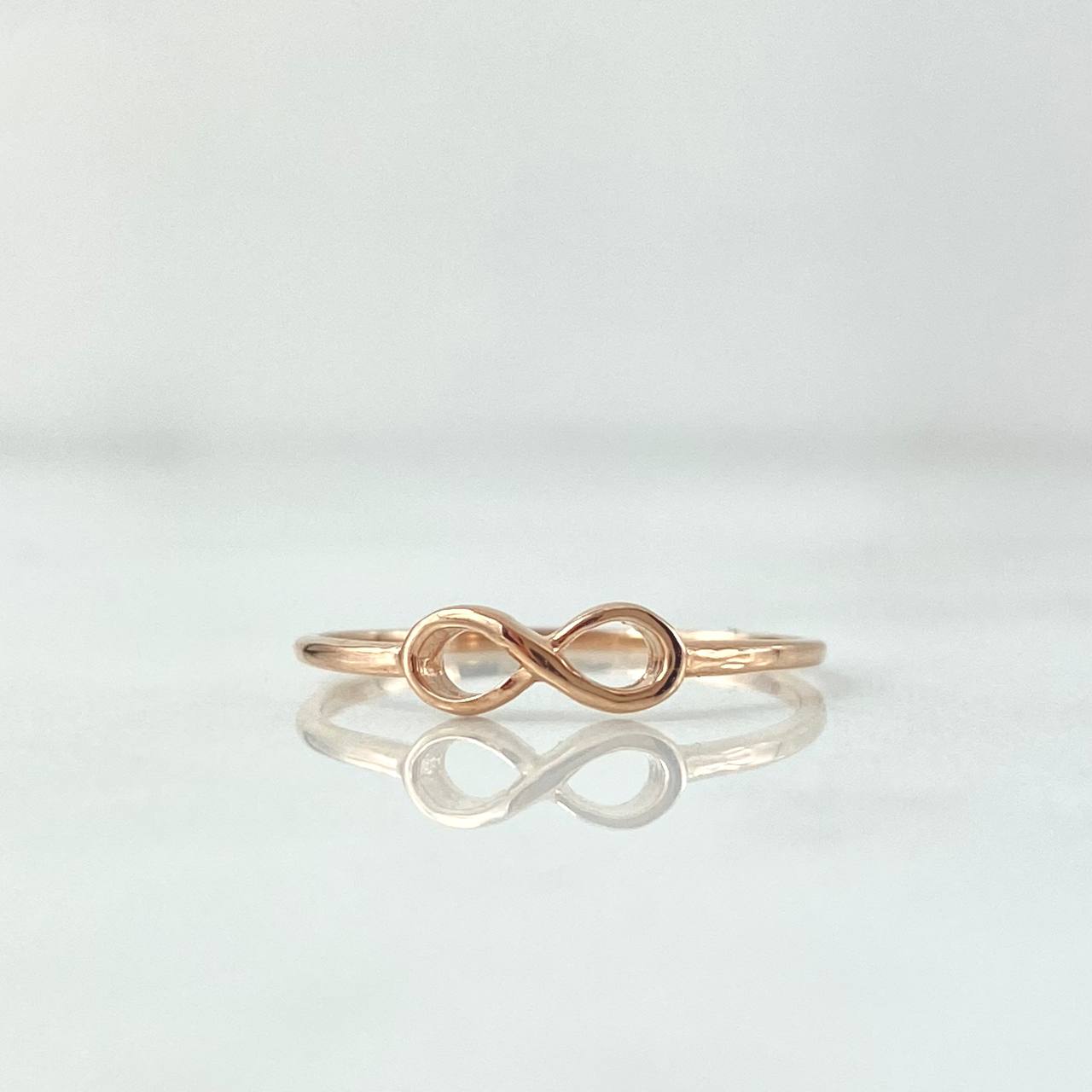 Anillo Infinito 0.9gr / T6 1/4 / Oro Rosa 18K