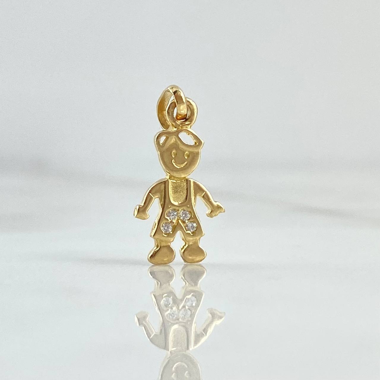 Dije Niño 0.9gr / 1.8cm / Circones Blancos Oro Amarillo 18K ©