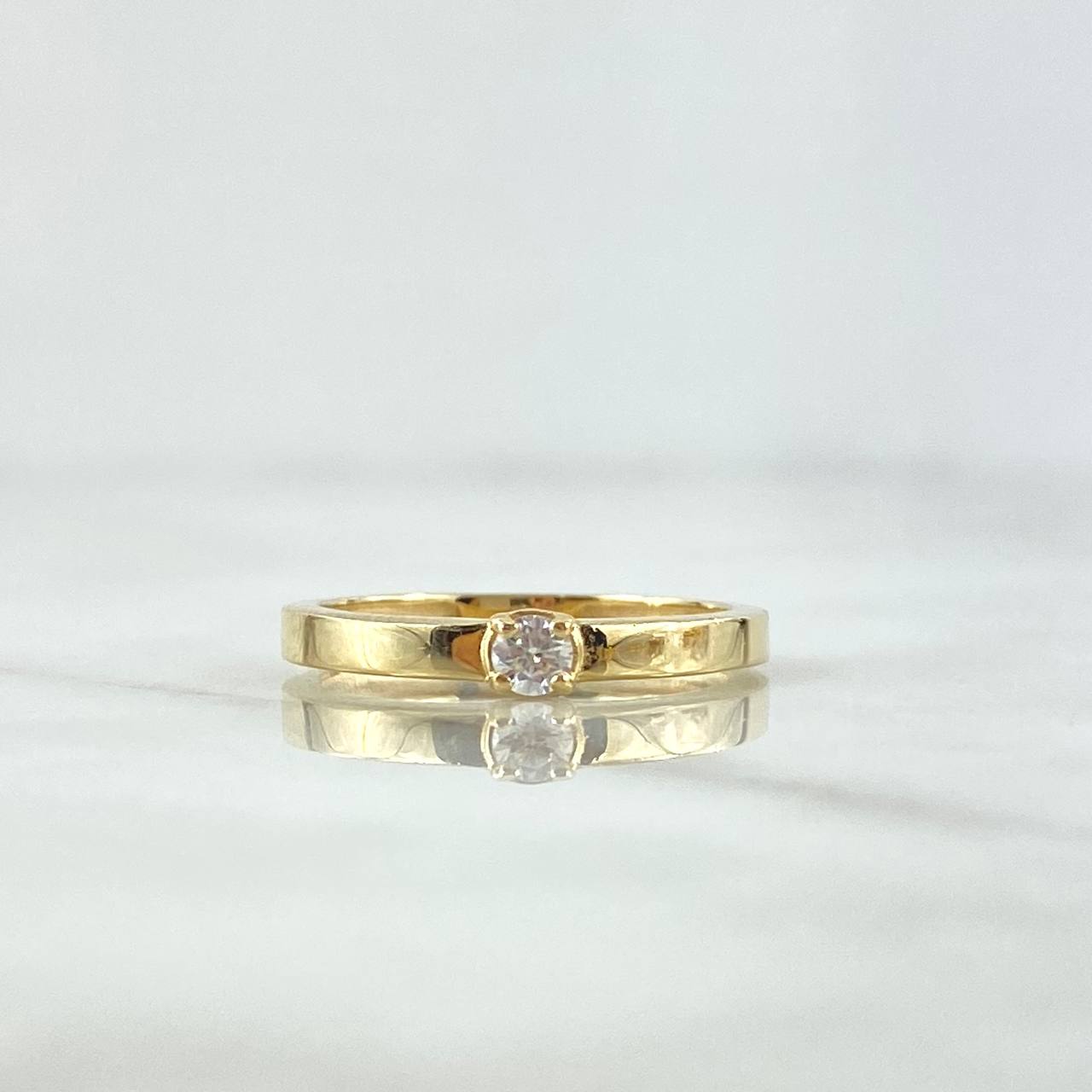 Anillo Solitario Recto 2.1gr / T6 3/4 / Circon Blanco Oro Amarillo 18K