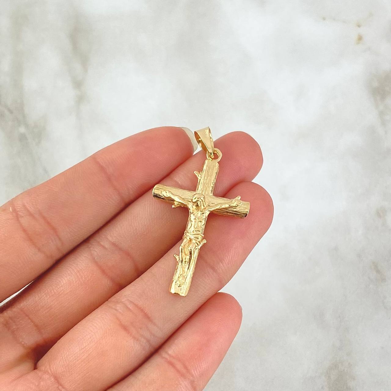 Dije Cristo Cruz De Madera 4.25gr / 4.2cm / Oro Amarillo 18K