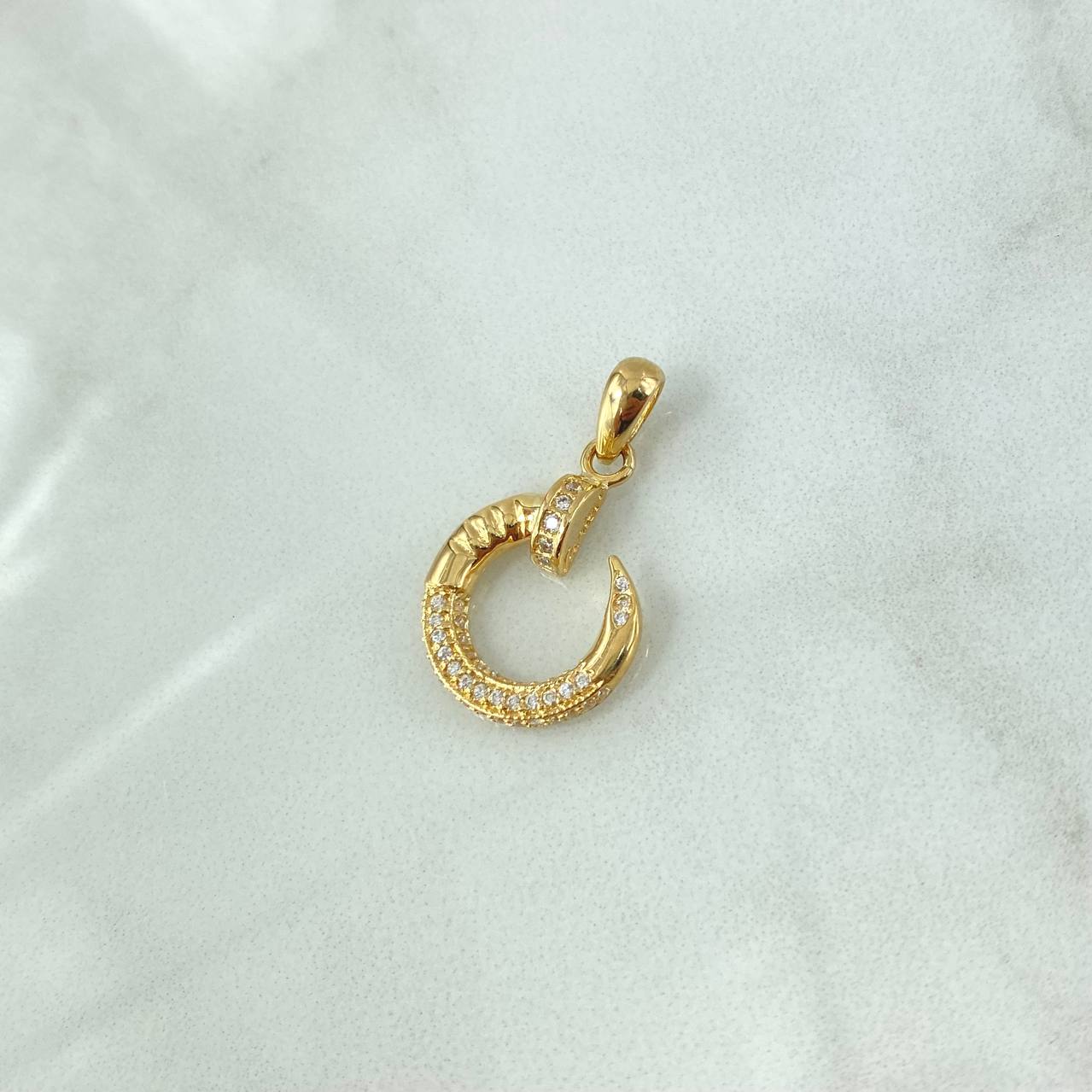 Dije Clavo Perfilado 2.6gr / 2.7cm / Circones Blancos Oro Amarillo 18K