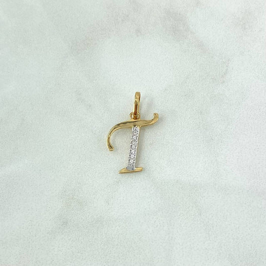 Dije Letra T Silueta 0.5gr / 1.6cm / Circones Blancos Oro Amarillo 18K *