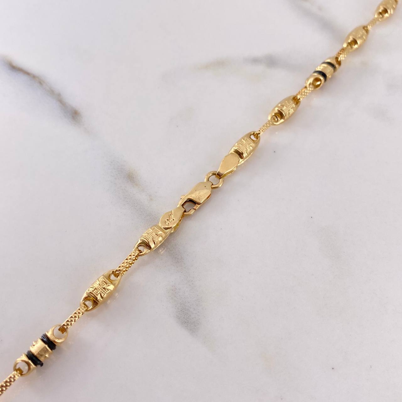 Cadena Rustica 14.15gr / 60cm / 4.2mm Barril Cruz Oro Amarillo 18K &