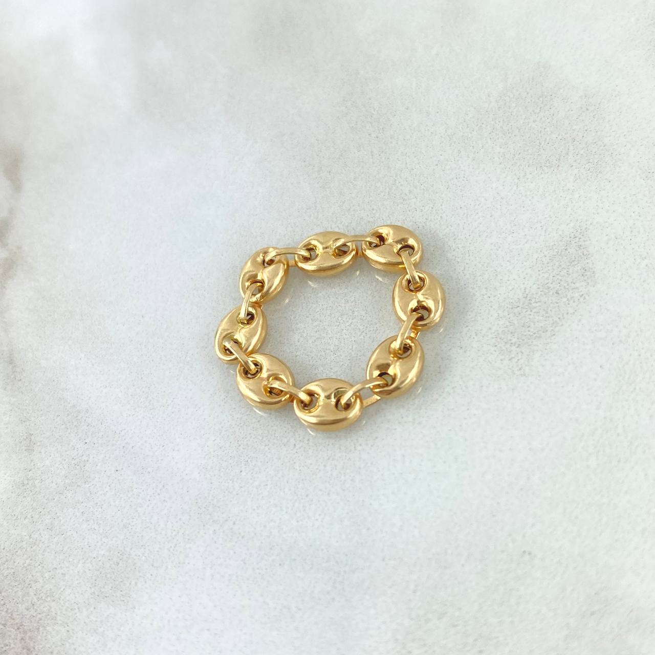 Anillo GC 0.95gr / T9 - T12 / 4mm Liso Oro Amarillo 18K ©