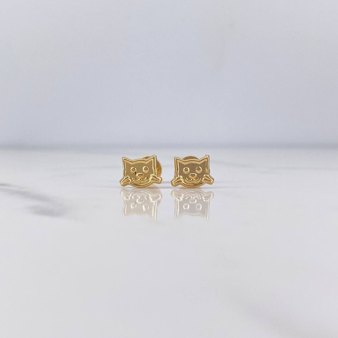 Topos Rostro Gato 0.6gr / Lisos Oro Amarillo 18K $