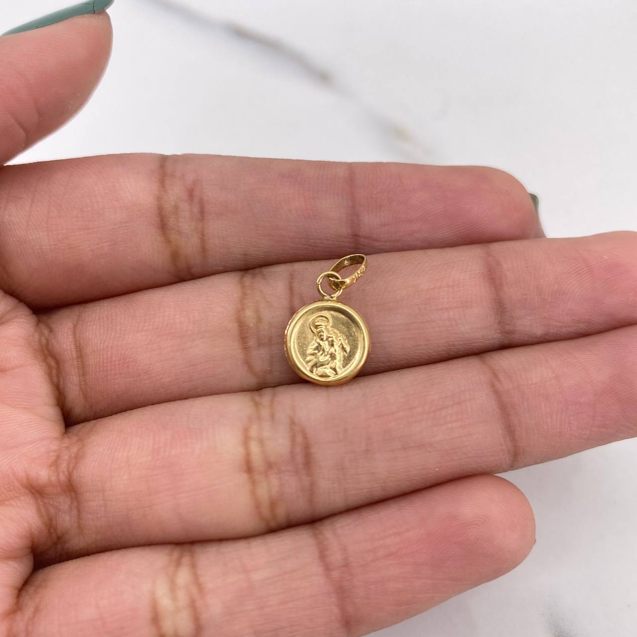 Dije Virgen Del Carmen 0.4gr / 1.6cm / Troquelado Oro Amarillo 18K #