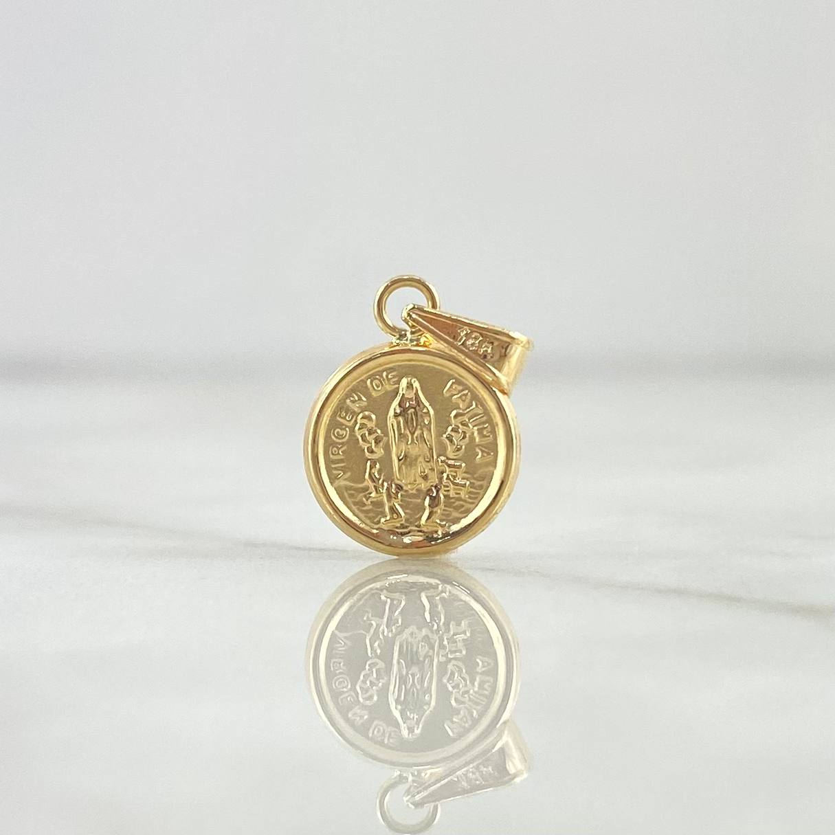 Dije Virgen De Fatima 0.55gr / 1.8cm / Troquelado Oro Amarillo 18K