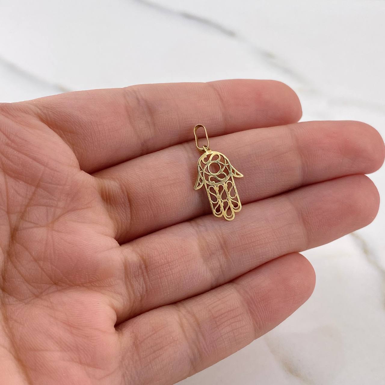 Dije Mano Hamsa 0.3gr / 2.2cm / Filigrana Oro Amarillo 18K #