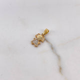 Dije Niña 1.15gr / 1.9cm / Circones Blancos Oro Amarillo 18K #