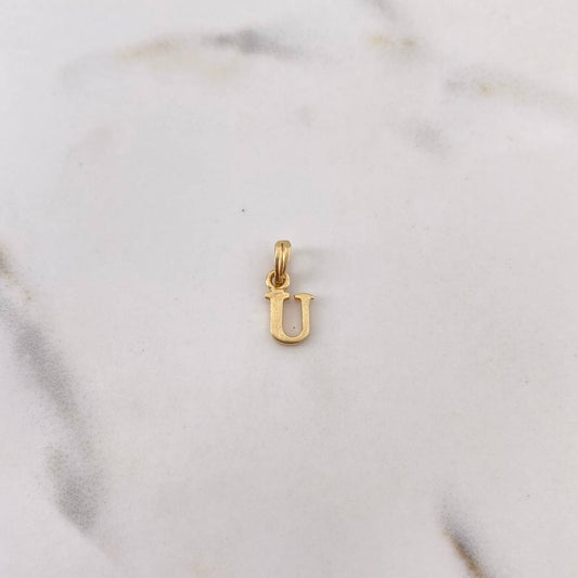 Dije Letra U 0.5gr / 1.4cm / Liso Oro Amarillo 18K #