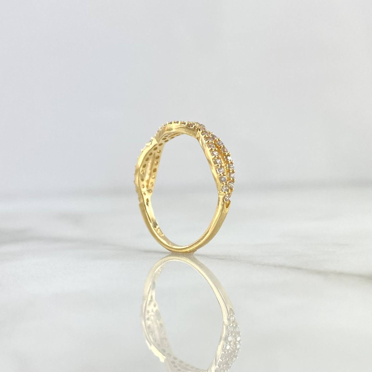 Anillo Infinito Triple 1.65gr / T5 / Circones Blancos Oro Amarillo 18K *