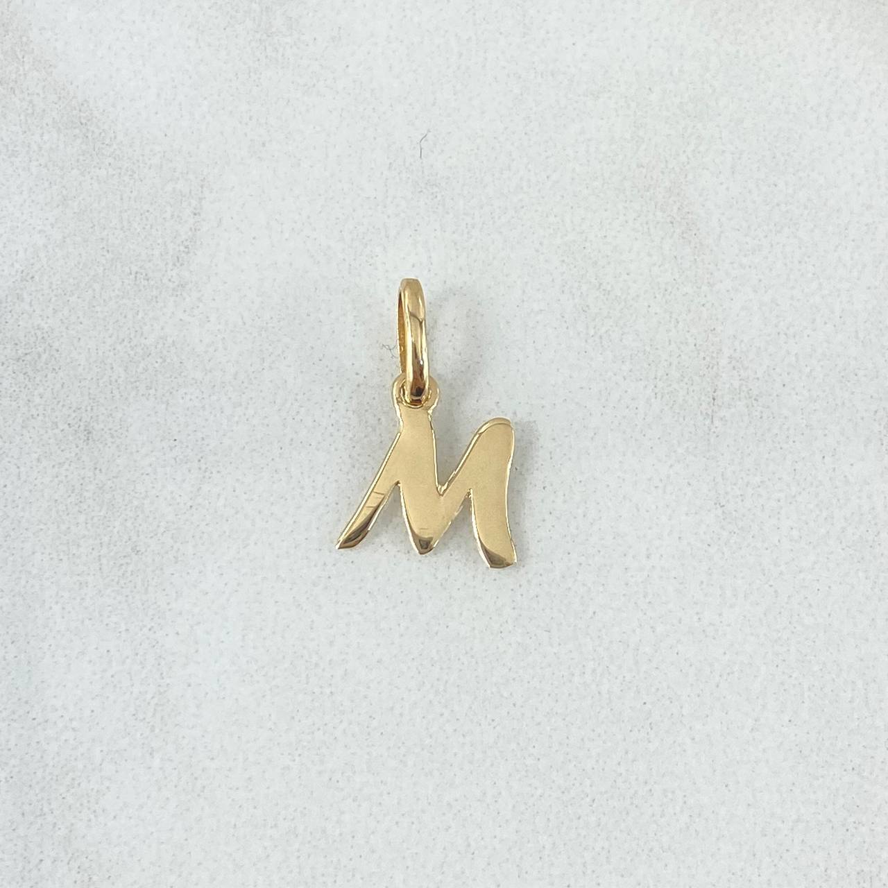 Dije Letra M Cursiva 0.45gr / 1.6cm / Lisa Oro Amarillo 18K