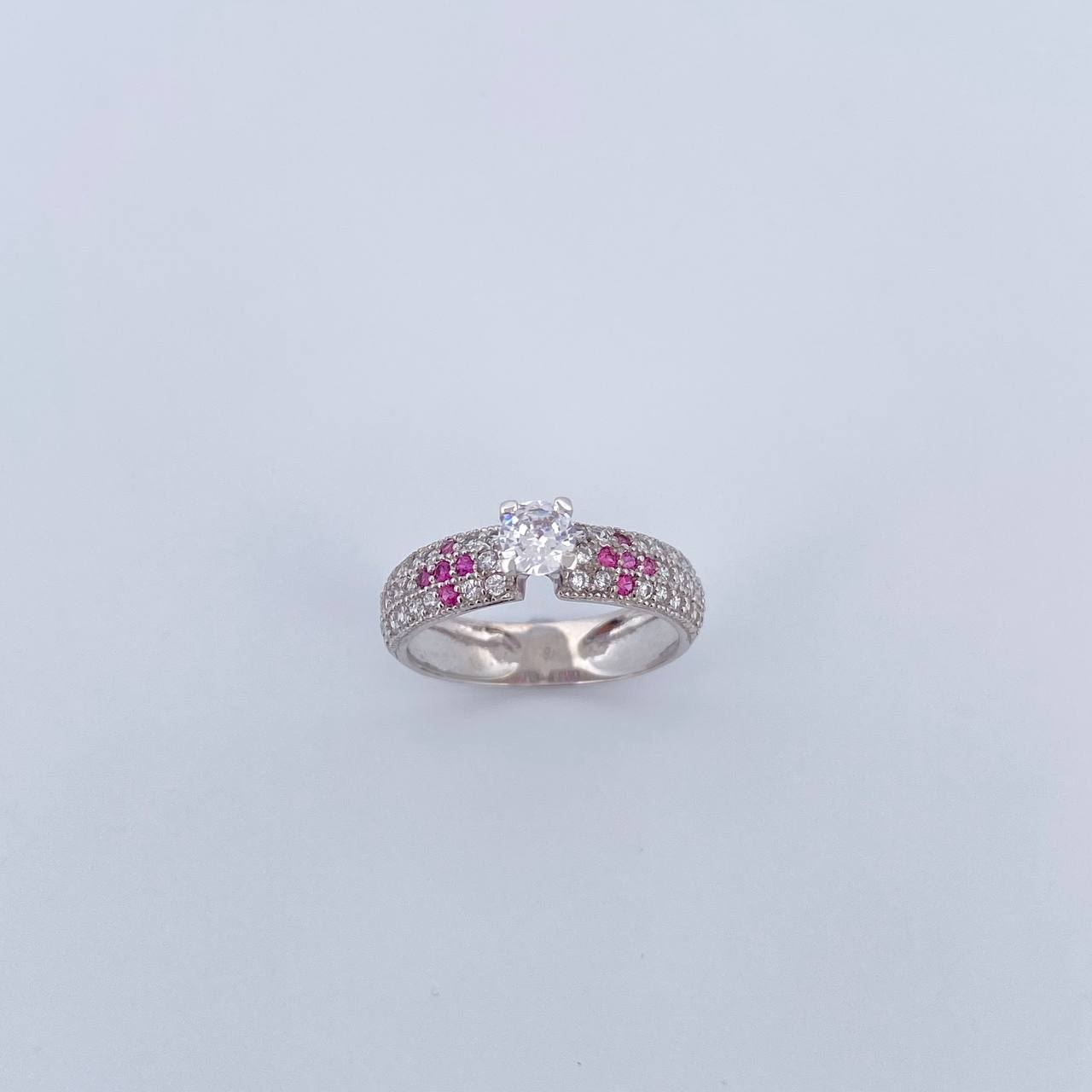 Anillo Solitario 2.9gr / T6 3/4 / Circones Fucsias Blancos Oro Blanco 18K &