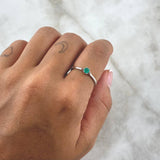 Anillo Solitario Seis Garras 1.65gr / T6 3/4 / Esmeralda 18pts Oro Blanco 18K (Joya) *