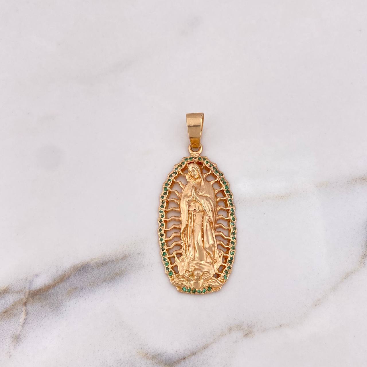 Dije Virgen Guadalupe 10gr / 4.8cm / Circones Verdes  Oro Rosa 18K #