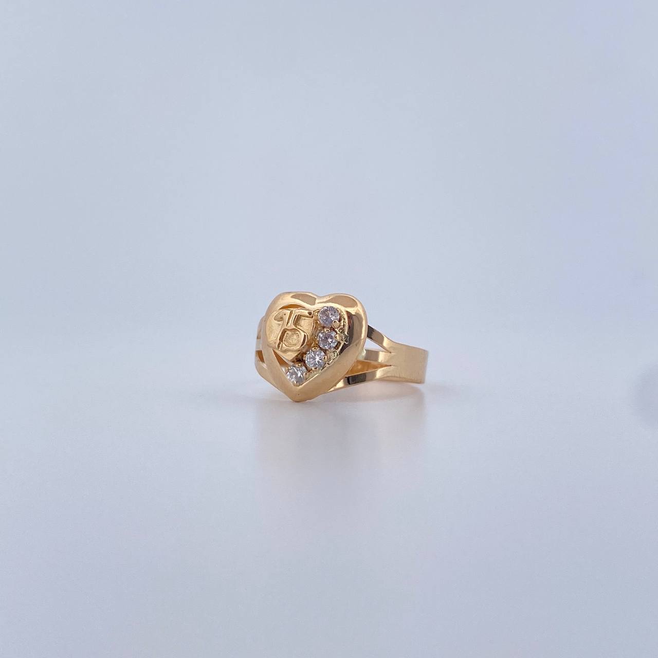 Anillo Corazon 15s 1.45gr / T6 3/4 / Circones Blancos Oro Amarillo 18K &