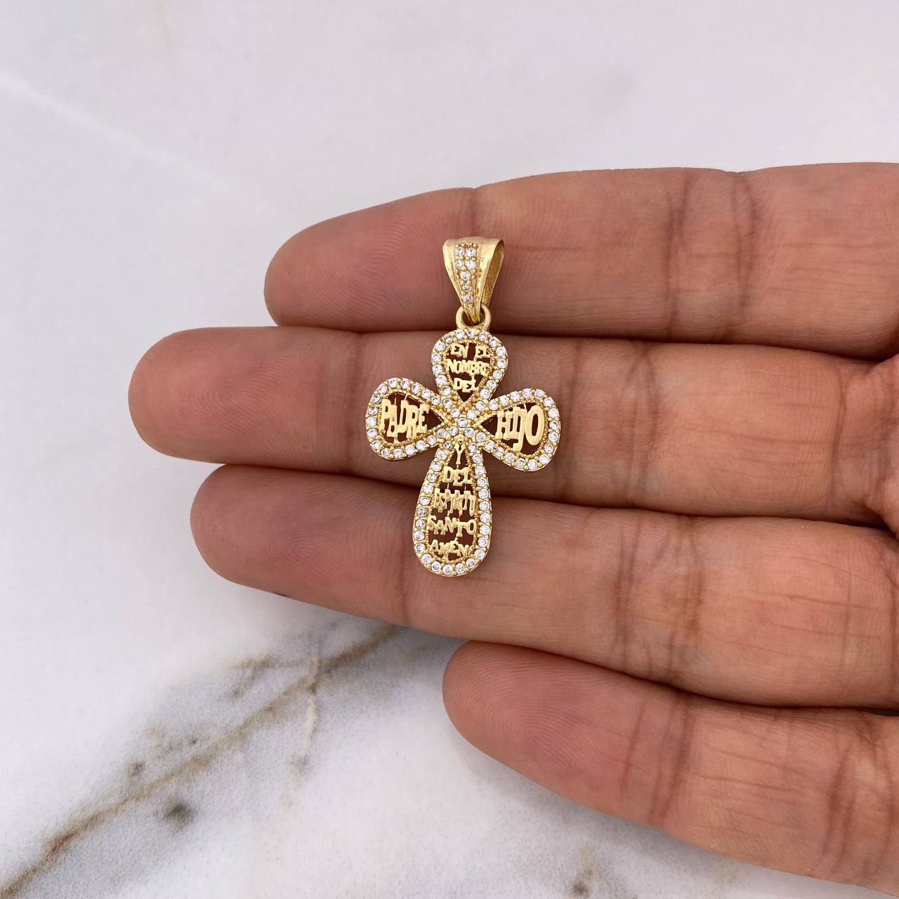 Dije Cruz Bendicion 3.05gr / 3.3cm / Circones Blancos Oro Amarillo 18K #