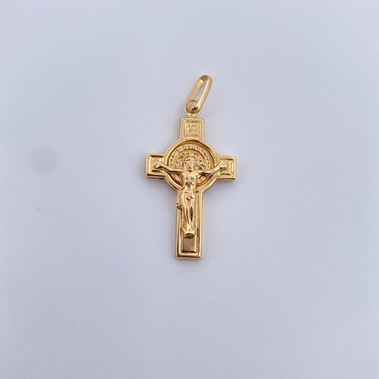 Dije Cruz Cristo San Benito 1.9gr / 3.7cm / Oro Amarillo 18K &