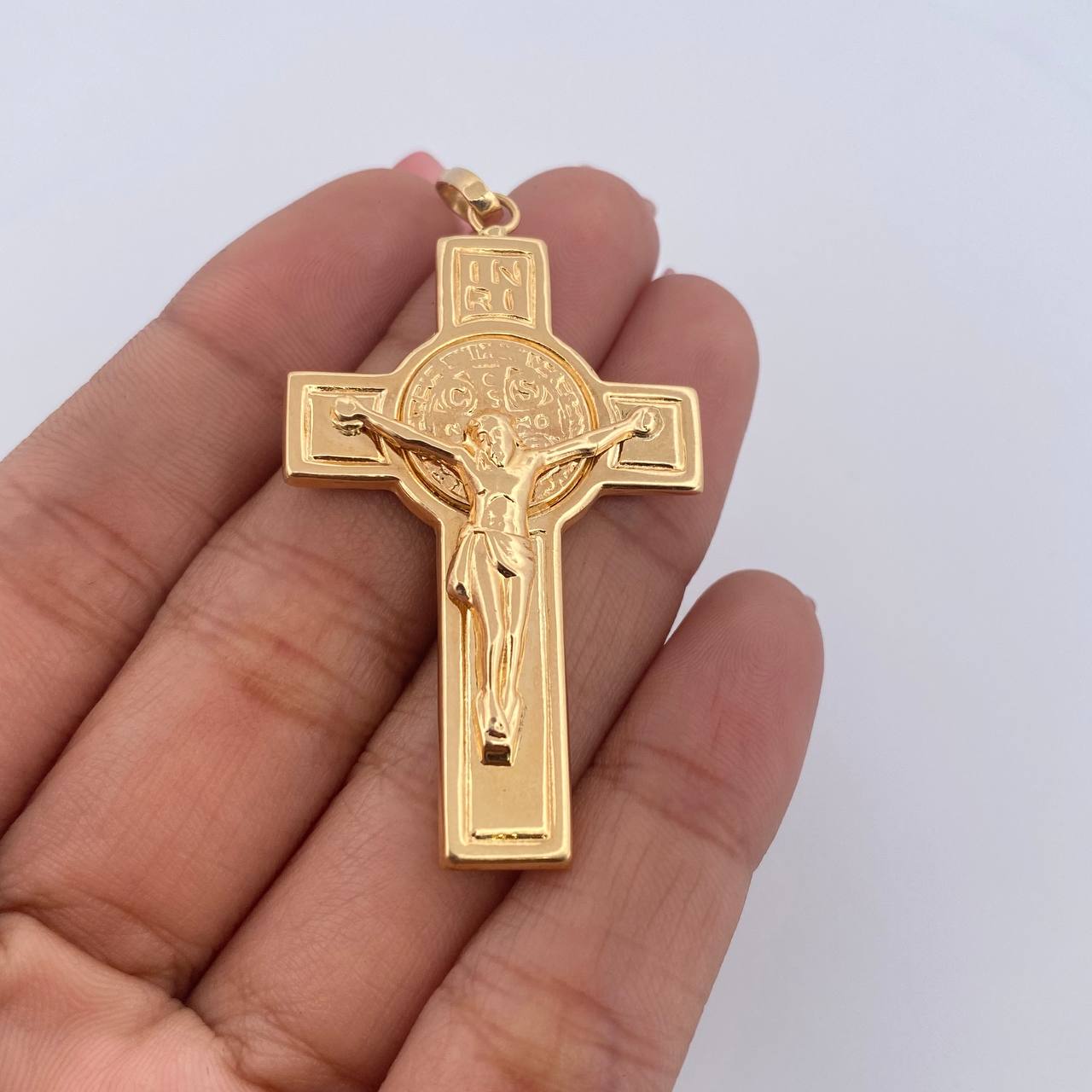 Dije Cruz Cristo San Benito 6.25gr / 5.8cm / Oro Amarillo 18K &