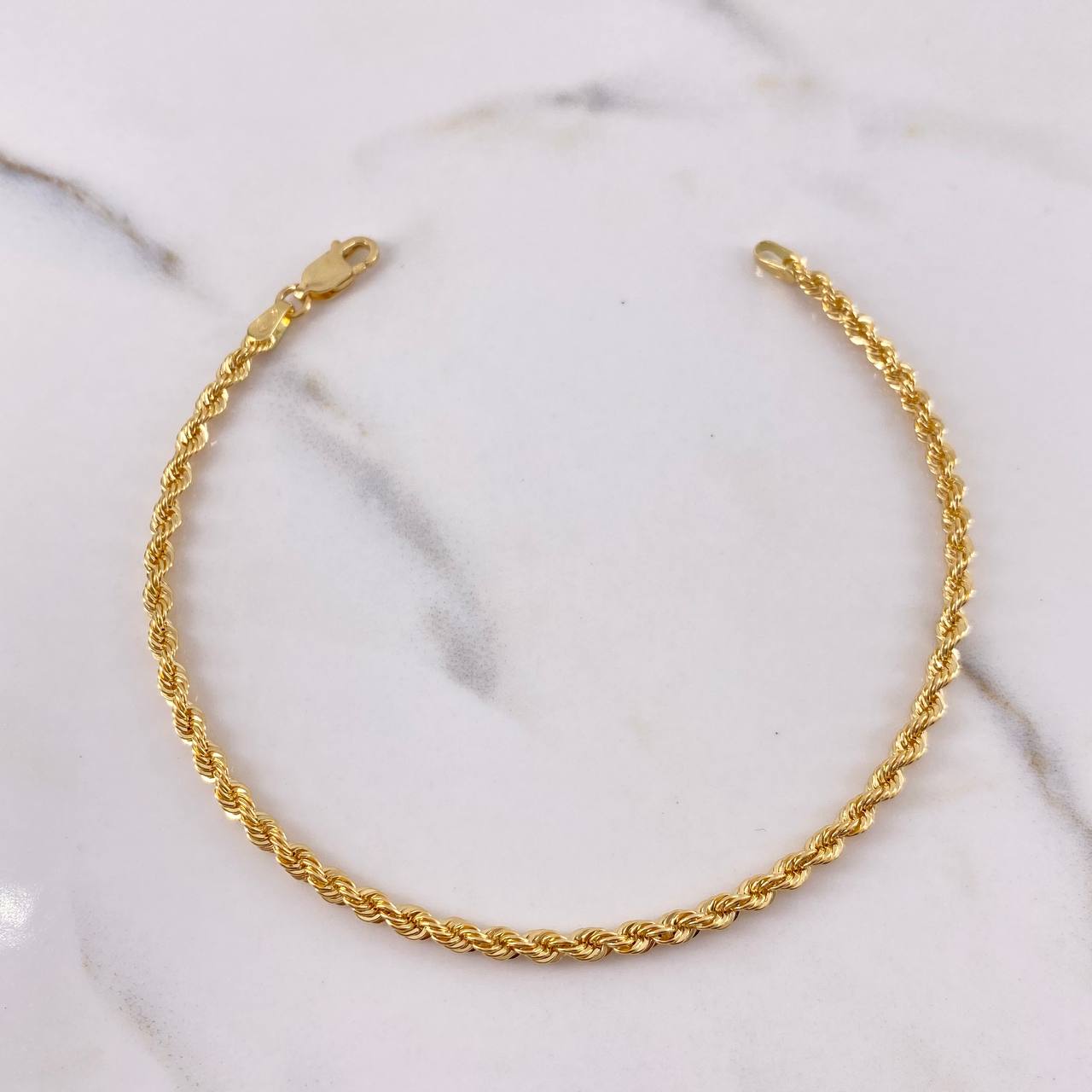 Pulso Lazo 2.3gr / 19cm / 2.6mm Oro Amarillo +3 18K $