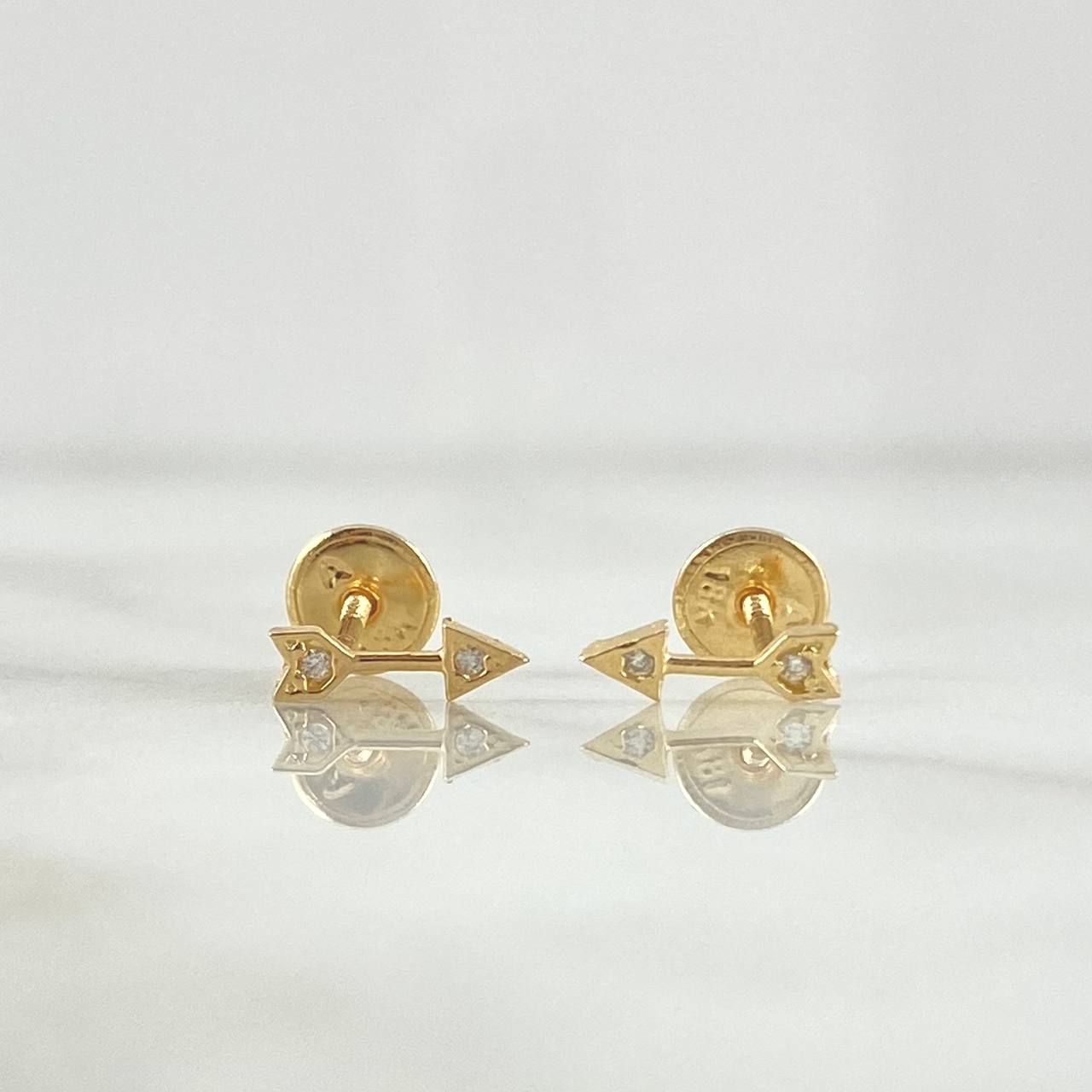 Topos Flecha 0.6gr / 9mm Circones Blancos Oro Amarillo 18K ©