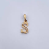 Dije Letra S 0.95gr / 1.9cm / Circones Blancos Oro Amarillo 18K &