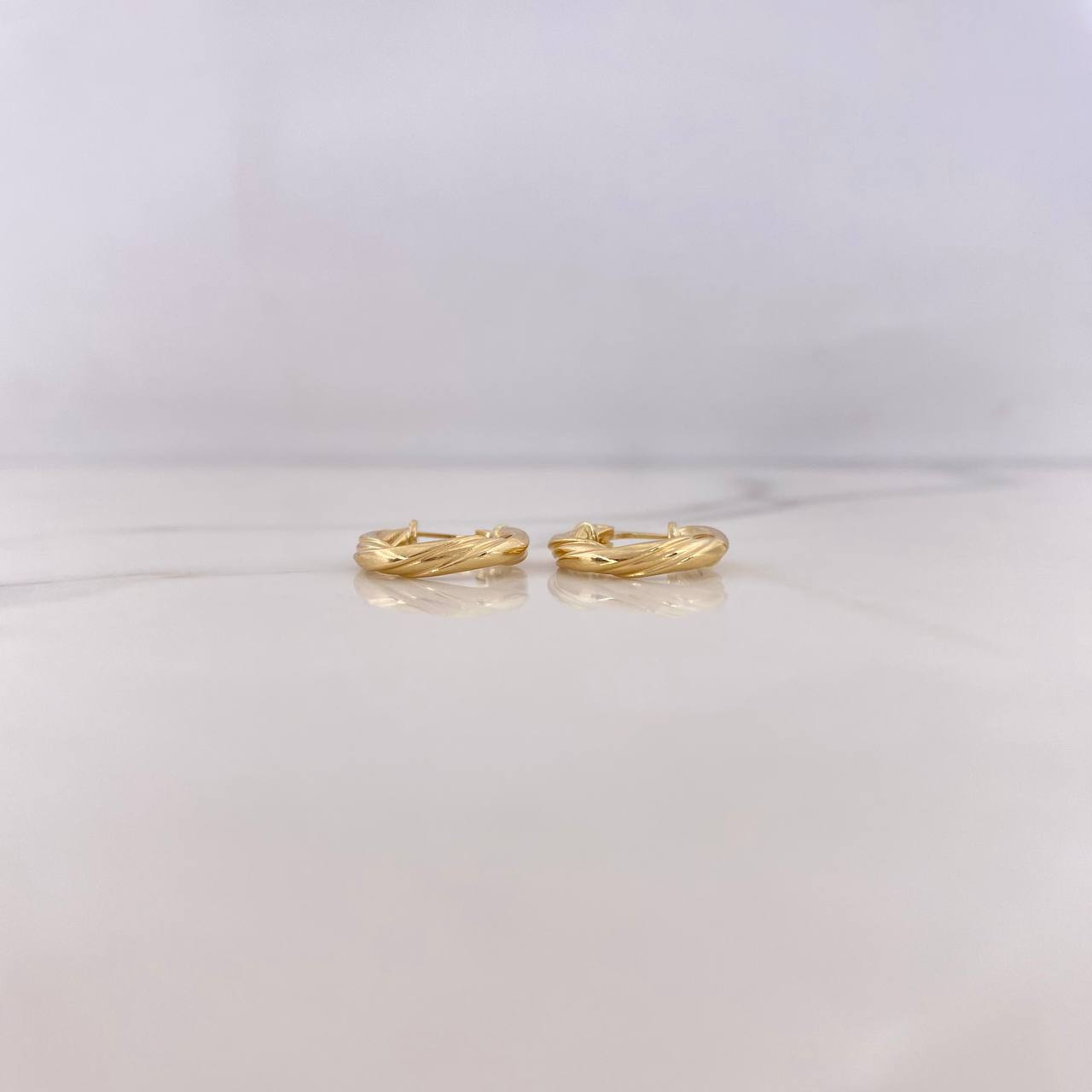 Candongas Milu 1.45gr / 1.6cm / Entorchadas Oro Amarillo 18K #