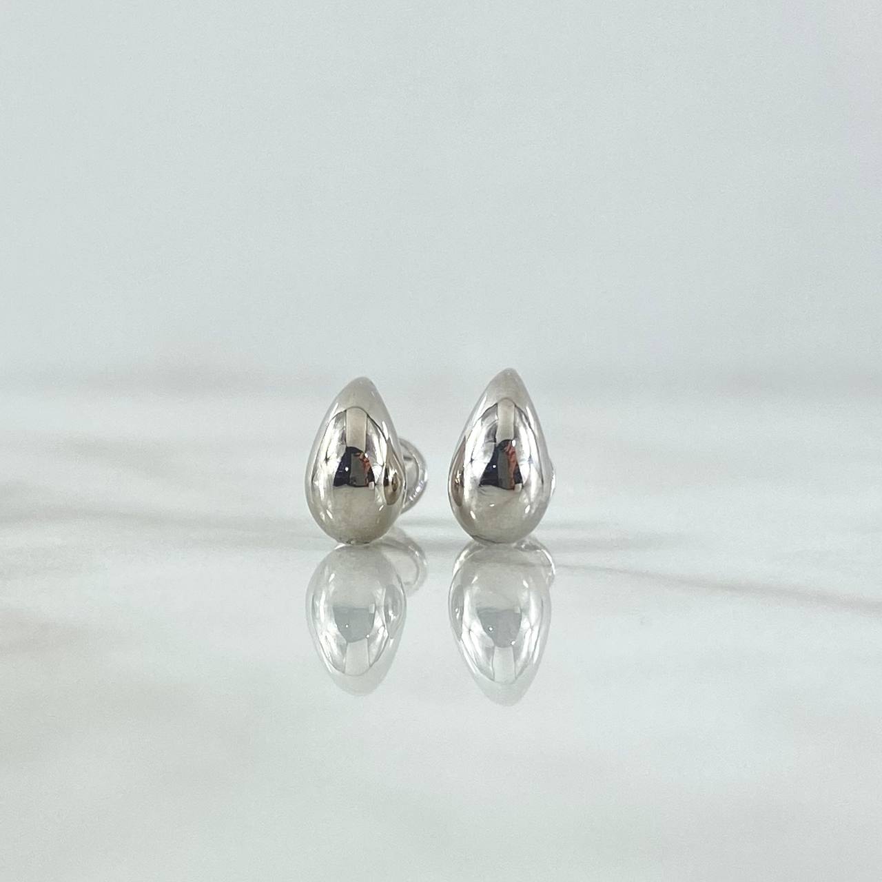 Topos Gotas 0.75gr / 1cm / Lisas Oro Blanco 18K