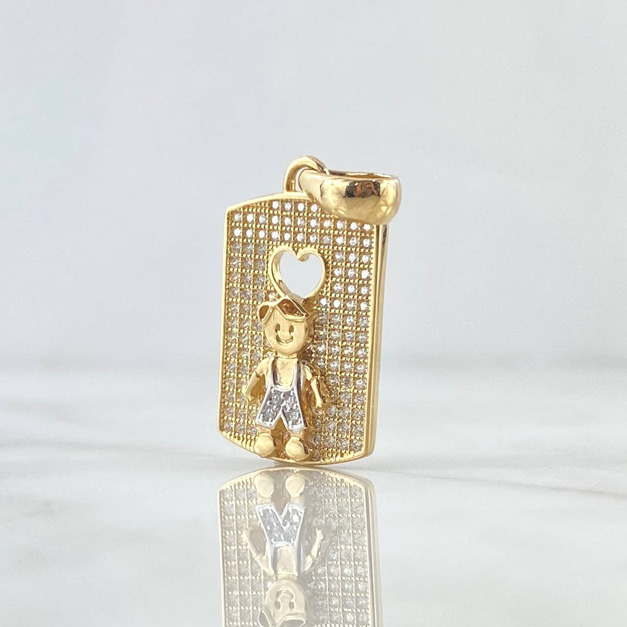 Dije Placa Niño 4.45gr / 3.1cm / Silueta Corazón Circones Blancos Dos Oros Amarillo Blanco 18K