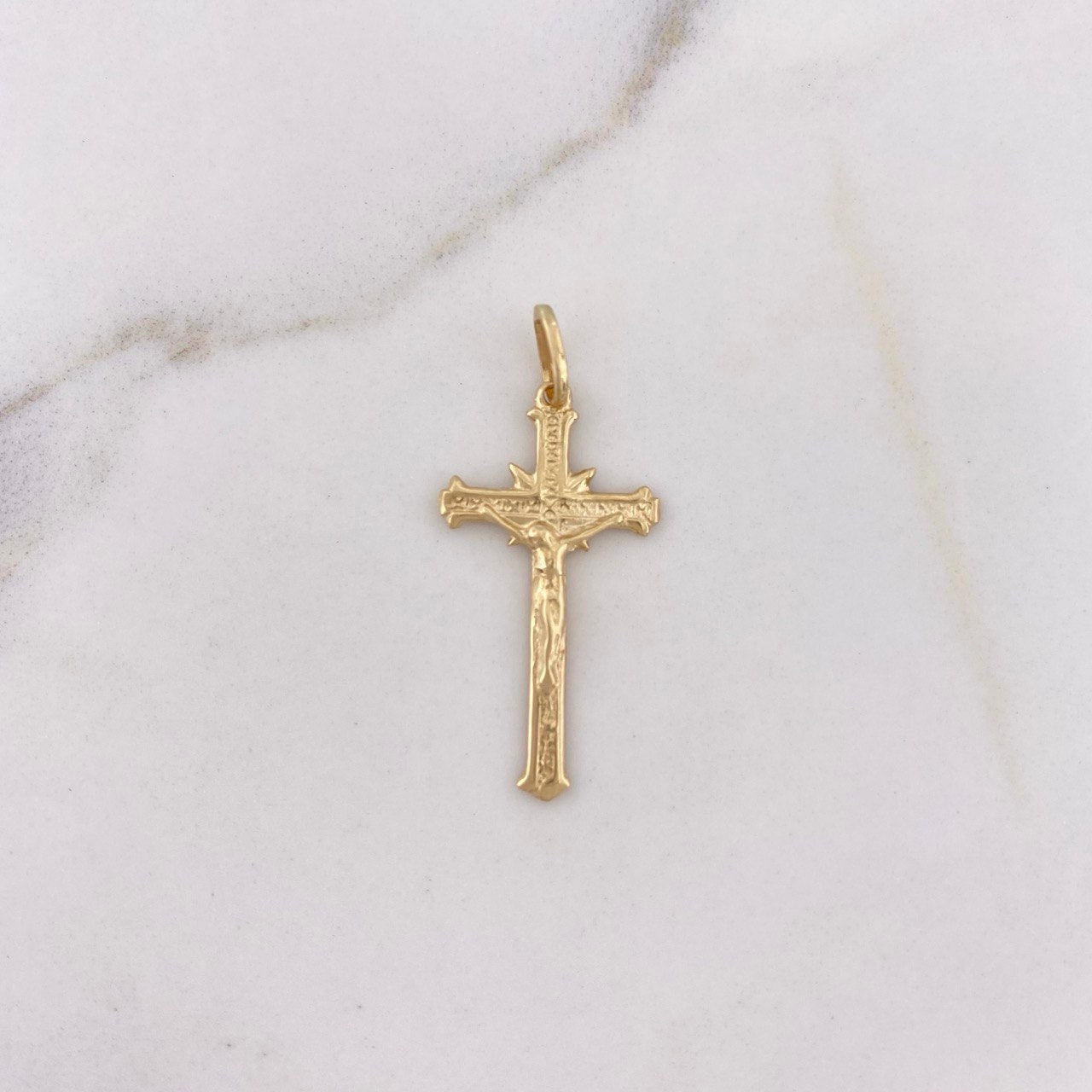 Dije Cruz Cristo 1.25gr / 3.1cm / Destellos Oro Amarillo 18K #