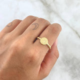 Anillo Sello San Benito 1.5gr / T9 / Nudo Liso Oro Amarillo 18K