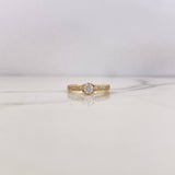 Anillo Solitario Corazon 2.65gr / T7 / Circones Blancos Oro Amarillo 18K &