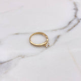 Anillo Solitario Churumbela 1.95gr / T6 3/4 / Circones Blancos Oro Amarillo 18K #