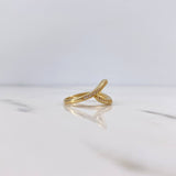 Anillo Ovalo 3.1gr / T7 3/4 / Circones Blancos Oro Amarillo 18K $