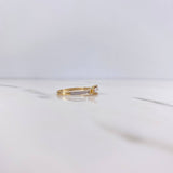 Anillo Solitario Churumbela 2.1gr / T6 1/4 / Circones Blancos Dos Oros Amarillo Blanco 18K $