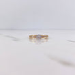 Anillo Solitario Churumbela 1.65gr / T5 3/4 / Circones Blancos Oro Amarillo 18K $