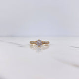 Anillo Solitario Corona 2.6gr / T6 3/4 / Circones Blancos Oro Amarillo 18K $