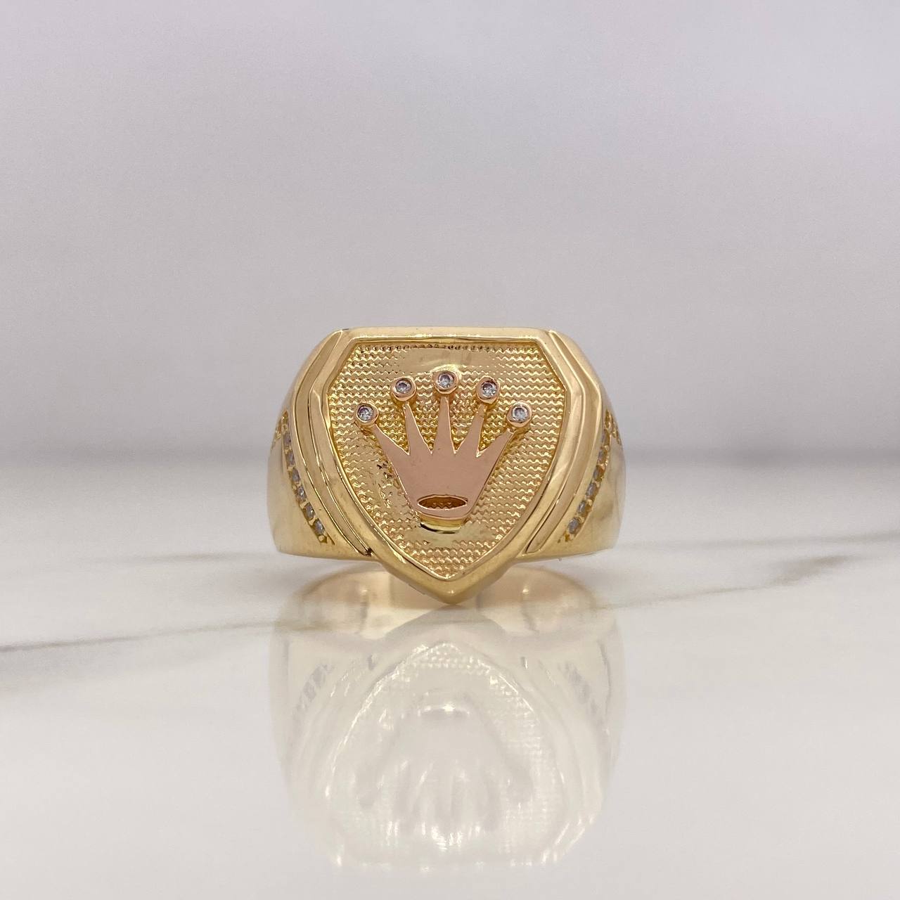 Anillo Escudo Corona 11.15gr / T9 1/2 / Circones Blancos Oro Amarillo 18K #