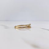 Anillo Solitario Churumbela 2.05gr / T6 1/4 / Circones Blancos Oro Amarillo 18K $