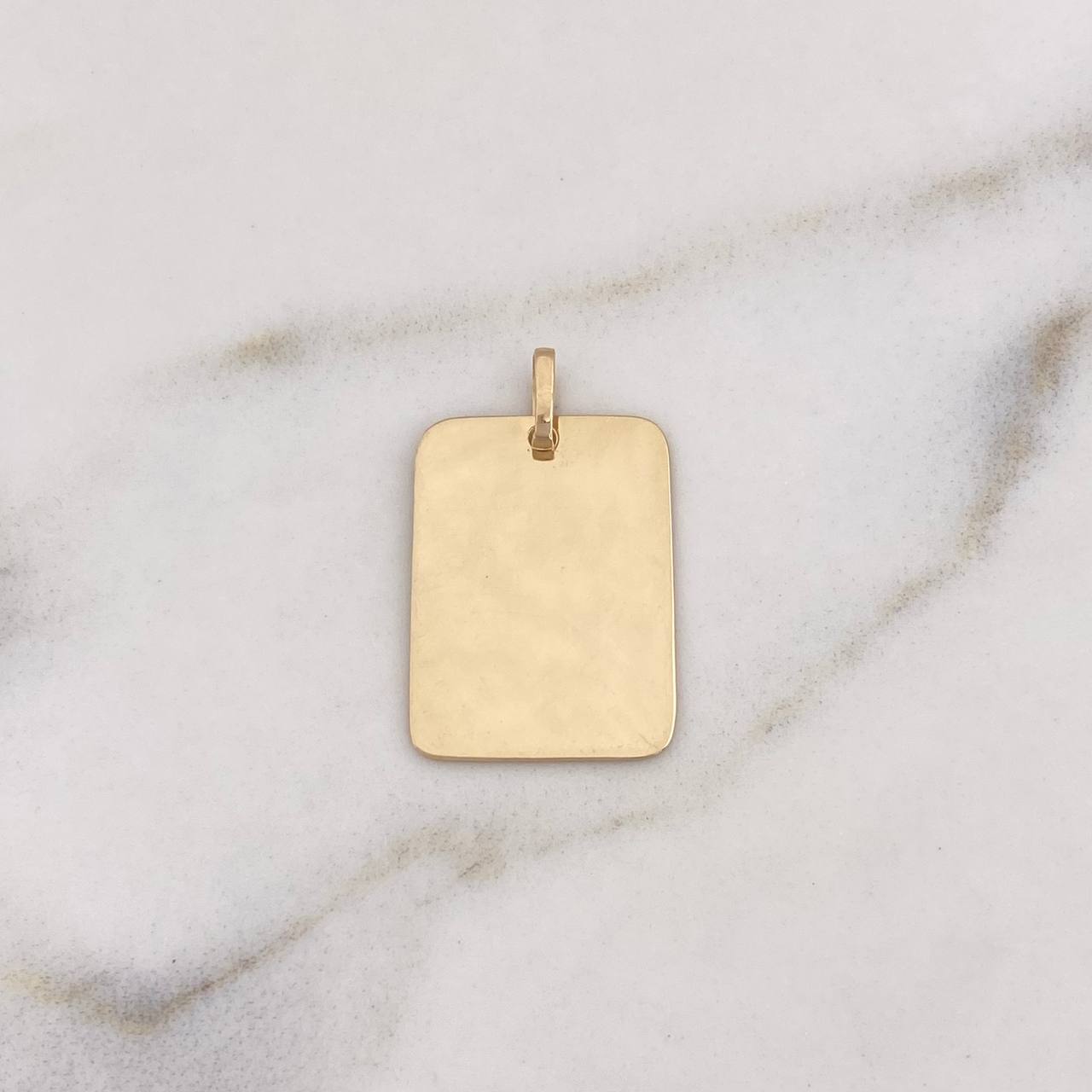 Dije Placa Rectangular 2.05gr / 2.4cm - 2cm*1.5cm / Oro Amarillo 18K $